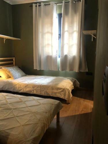 Apartamento 3 Dormitorios, Wifi Gratis, Piscinas, Muy Bien Ubicado