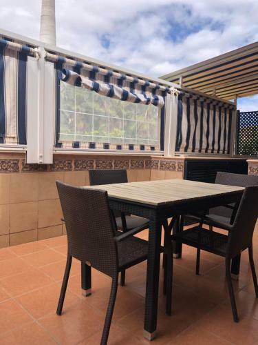Apartamento 3 Dormitorios, Wifi Gratis, Piscinas, Muy Bien Ubicado