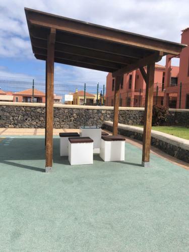 Apartamento 3 Dormitorios, Wifi Gratis, Piscinas, Muy Bien Ubicado