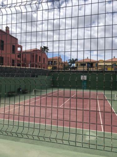 Apartamento 3 Dormitorios, Wifi Gratis, Piscinas, Muy Bien Ubicado