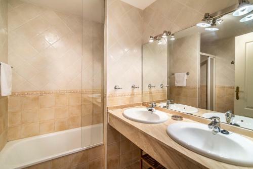 Apartment Cala Mijas With Big Terrace