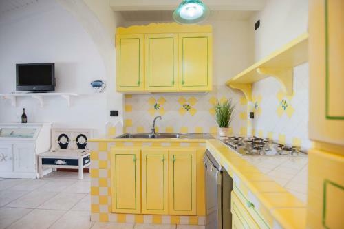 Apartamento [70 Metri-spiaggia Privata]lettini E Ombrelloni Free