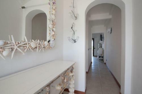 Apartamento [70 Metri-spiaggia Privata]lettini E Ombrelloni Free