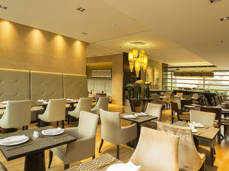Ek Hotel