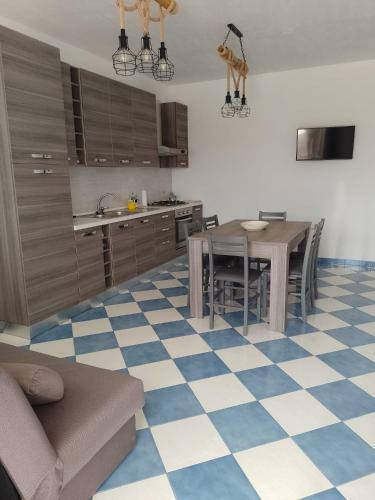 Appartamento In Villa, Marina Di Mancaversa