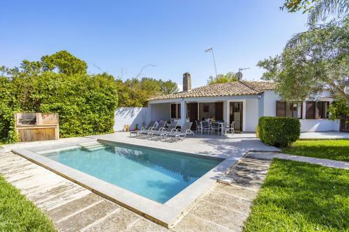 Villa Julieta 454