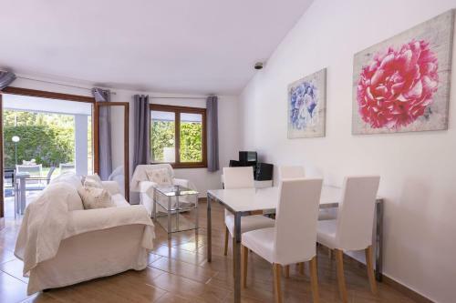 Villa Julieta 454