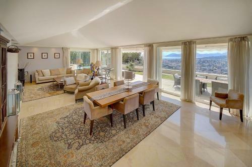 Cannes Luxury Rental - Stunning Villa With Sea View