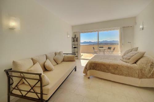 Cannes Luxury Rental - Stunning Villa With Sea View