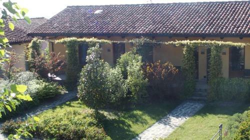 Apartamento La Corte Di Langa Alloggio Agata