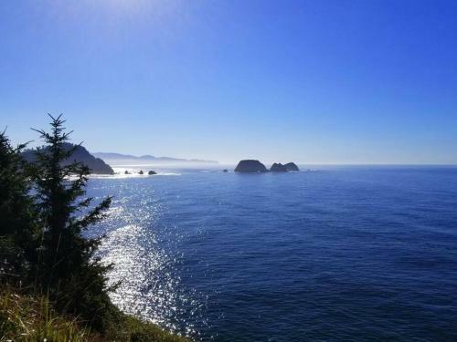 Apartamento Rockaway Beach Studio- King Bed & Sofa Bed For 3