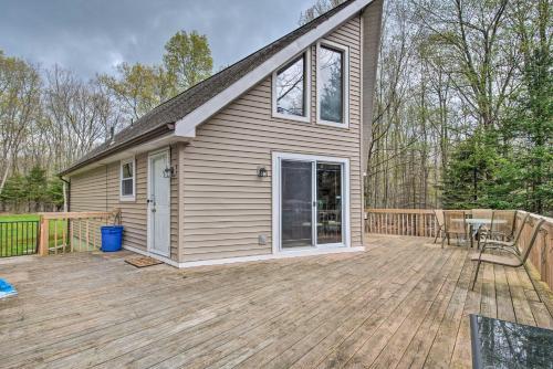 Pet-friendly Albrightsville Cabin With Grill!
