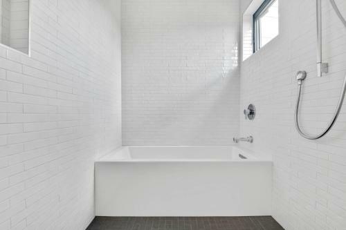 Williams Retreat Unit 1