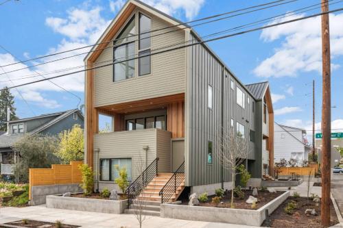 Williams Retreat Unit 1