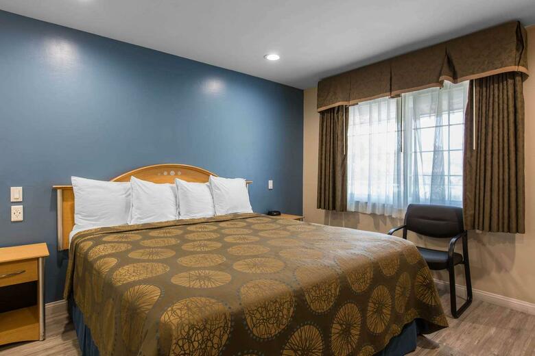 Hotel Rodeway Inn Escondido