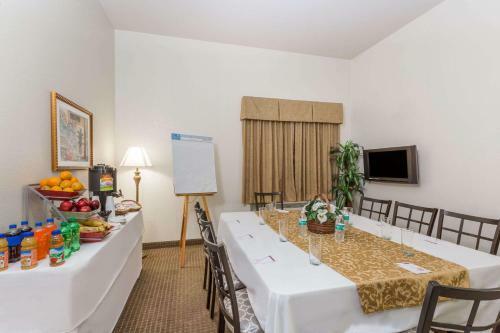 Hotel Hawthorn Suites By Wyndham