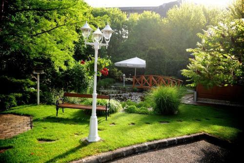 Villa Medici Hotel & Restaurant
