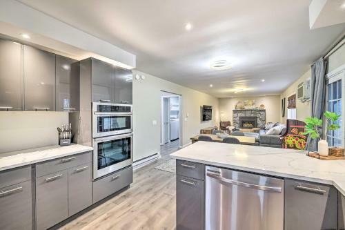 Spacious East Stroudsburg Home With Fire Pit!