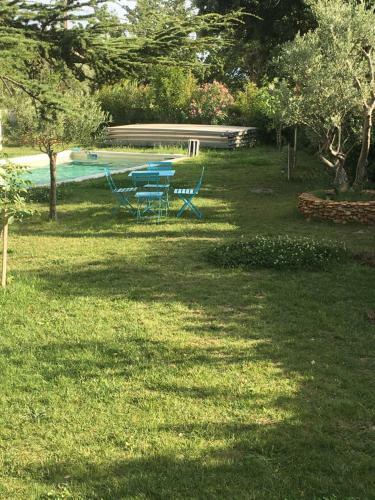 Villa De La Pin�de ,5 Km D'avignon