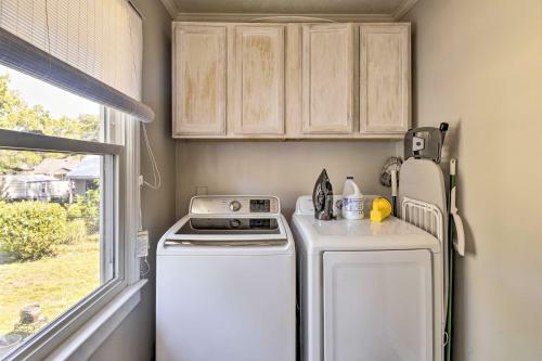 Cute Downtown Conway Home About 20 Min To Beach!