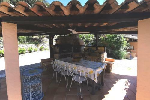 Villa Proven�ale For 6 With Swimming Pool And Parking In Thoronet