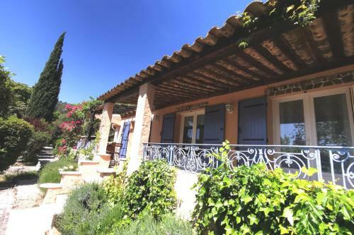 Villa Proven�ale For 6 With Swimming Pool And Parking In Thoronet