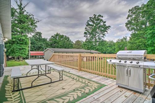 Lakeside Dandridge Gem Yard, Deck And 2 Grills