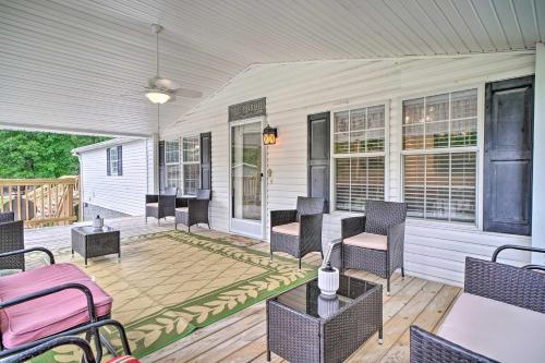 Lakeside Dandridge Gem Yard, Deck And 2 Grills