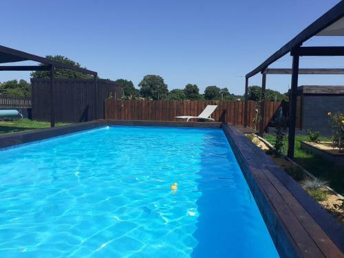 Bed & Breakfast Locarn Lodge, Goas Rep