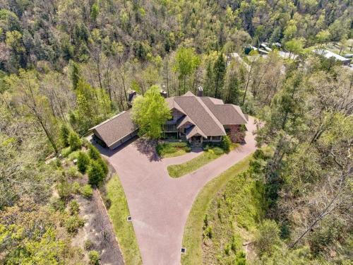 Misty Mountain Manor Home