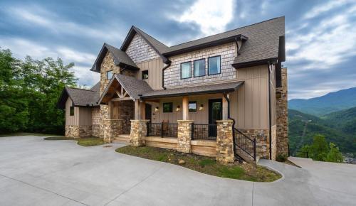 Smoky Mountain High Home