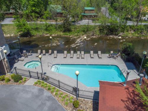 Apartamento Rolling On The River Cedar Lodge 705