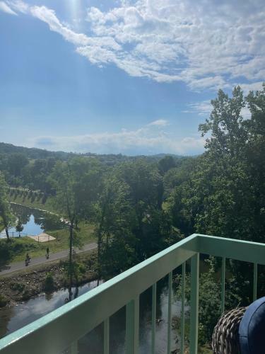 River Place Condos 605 2bd