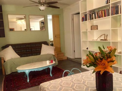 Three Bedroom House With Two Bedroom Suite