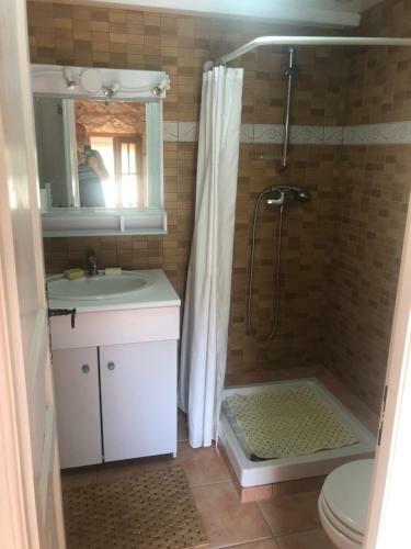 Apartamento Studio En Pierre Avec Jolie Piscine