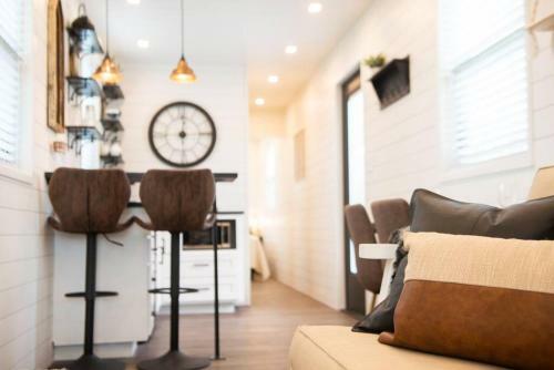 The Newtonian Tiny Container Home Near Magnolia