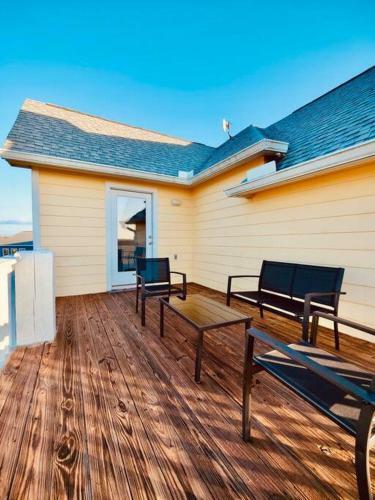 Sunny Delight - Sleeps 10 - Generous Space!