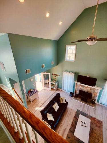 Sunny Delight - Sleeps 10 - Generous Space!