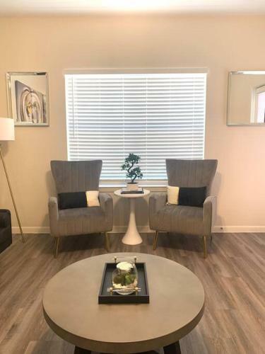 Apartamento Cozy King Bed,reserved Parking,wifi,pool,gym.