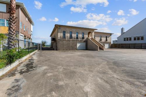 Bay Dreamer - Massive Bayfront Home With Private Pool Home