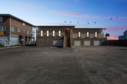 Bay Dreamer - Massive Bayfront Home With Private Pool Home