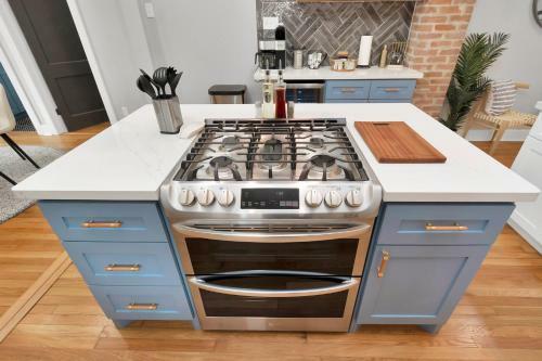 New! ?change Of Pace? 5 Blk To Beach Bikes+firepit