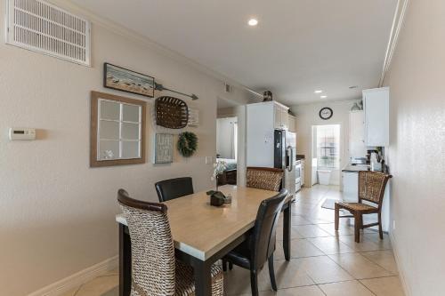Apartamento Dawn 1024 - Beautiful Beachfront Condo Condo
