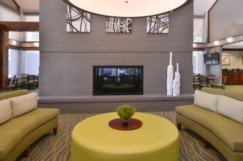 Hotel Irving Inn & Suites At Dfw Airport