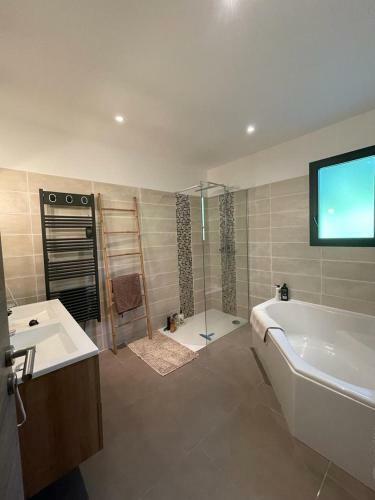Villa Piscine 3 Chambres
