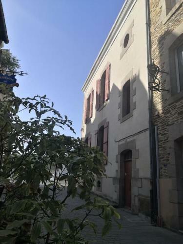 Grande Maison De Ville Entre Terre Et Mer