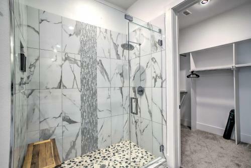 Apartamento Luxury Waterfront Condo With Grill And Fire Pit