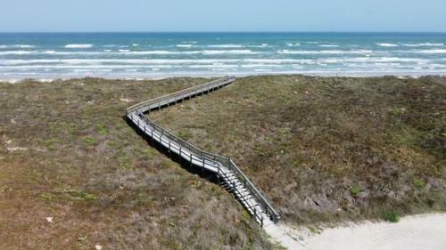 Mustang Island Beach Club 202k
