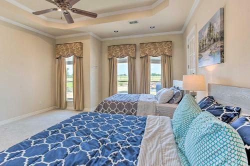 Chic Ranch Villa Less Than 5 Mi To Lake Ray Roberts!