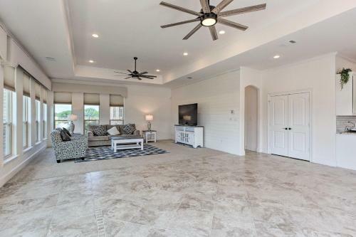 Chic Ranch Villa Less Than 5 Mi To Lake Ray Roberts!